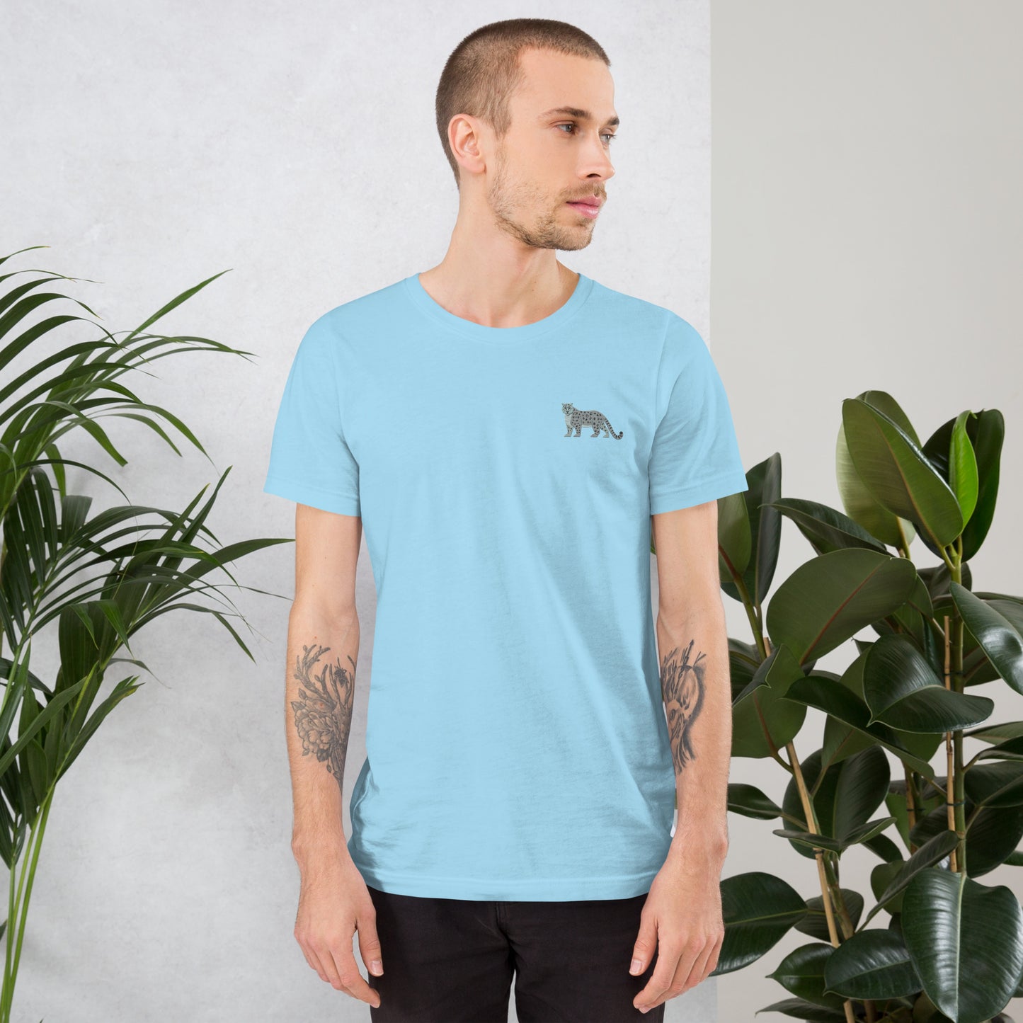 Snow leopard Cotton T-Shirt - Embroidered - Wildlife Soul Snow leopard Cotton T-Shirt - Embroidered
