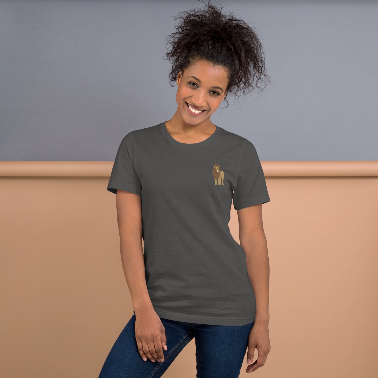 Lion Cotton T-Shirt - Embroidered - Wildlife Soul   Lion Cotton T-Shirt - Embroidered