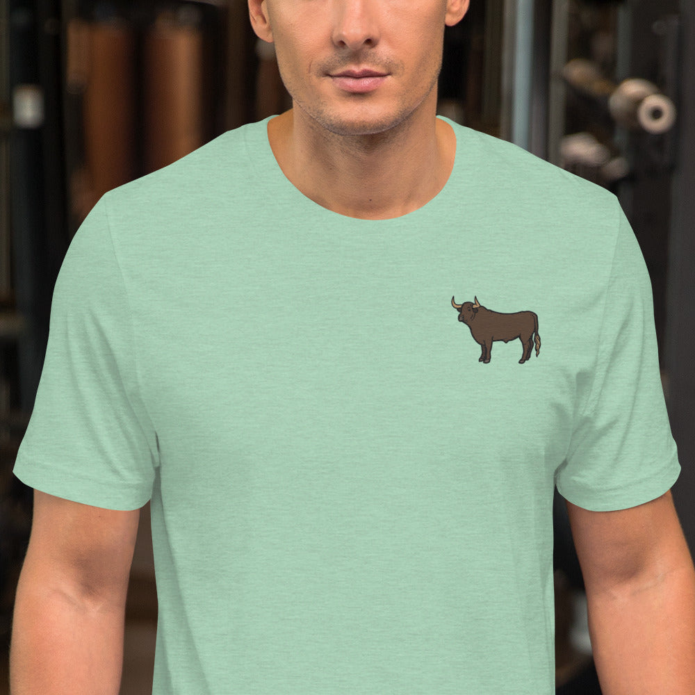 Bull Cotton T-Shirt - Embroidered - Wildlife Soul   Bull Cotton T-Shirt - Embroidered