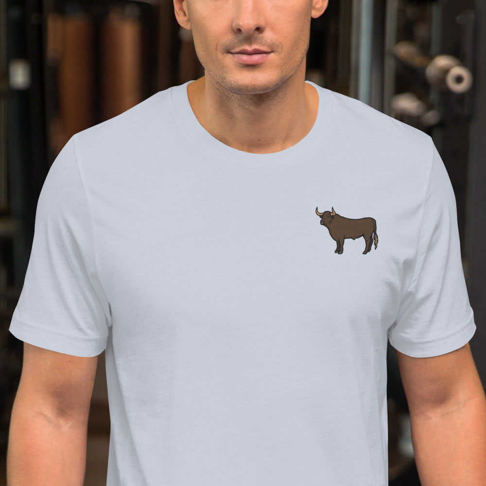 Bull Cotton T-Shirt - Embroidered - Wildlife Soul   Bull Cotton T-Shirt - Embroidered