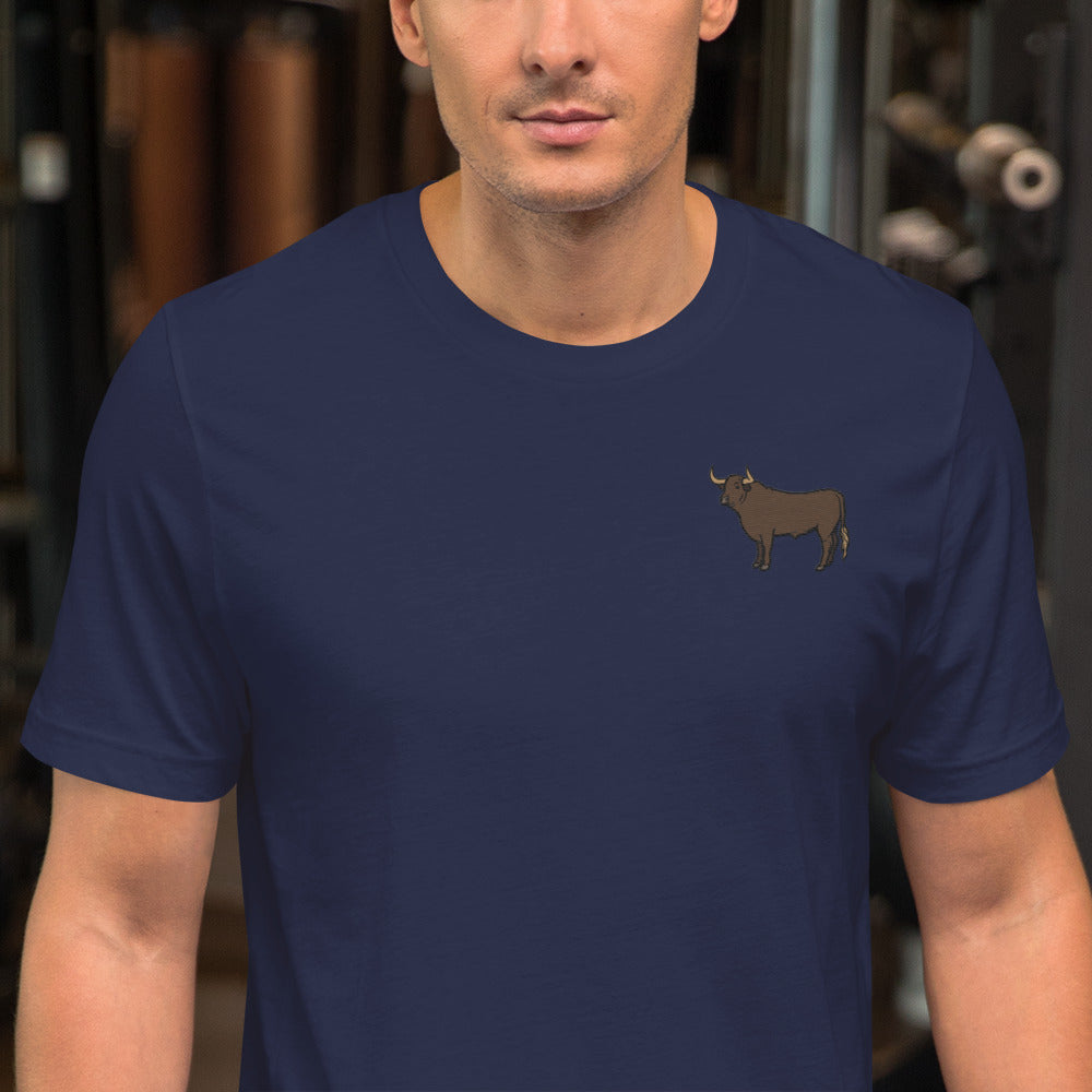 Bull Cotton T-Shirt - Embroidered - Wildlife Soul   Bull Cotton T-Shirt - Embroidered